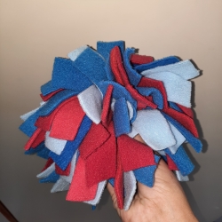  Rot-hellblau-mittelblauer Schnüffelball a. Fleece f.Hunde, 20 cm