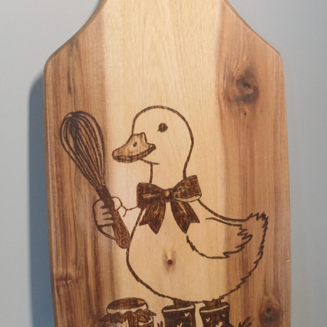 Schneidebrett aus Akazienholz I 42x17x1,5 mit eingebrannter Gans 