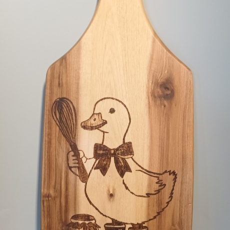 Schneidebrett aus Akazienholz I 42x17x1,5 mit eingebrannter Gans 