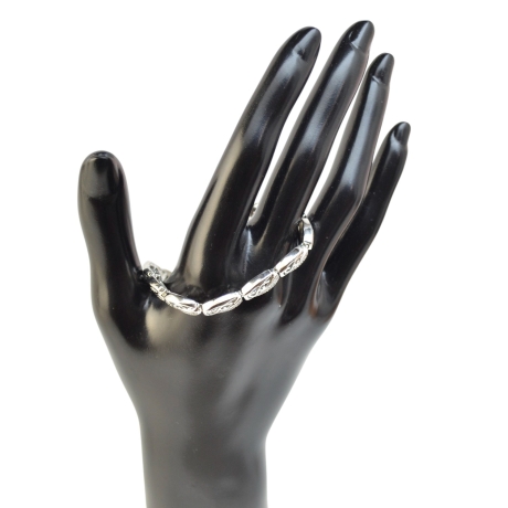 Versilberte Armbänder Stilvoll Für Jeden Anlass
