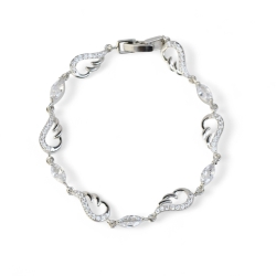 Versilberte Armbänder Mit Zeitlosem Stil