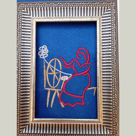 3x Spinnerin Stickdatei Frau mit Spinnrad ab 10x10 cm stickdirwas
