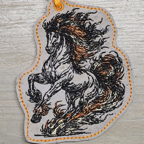 Anhänger Feuerpferd 01 | 7.32 x 9.36 cm | ITH | TS