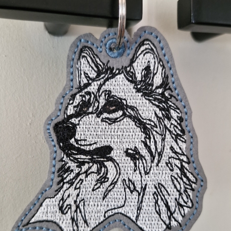 ITH Anhänger Wolfskopf Ranon Vollstick - 6.90 x 7.86 cm