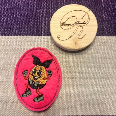 tanzendes Ei - 05 | Stabdatei | 6.00 x 8.15 cm | VS | ITH