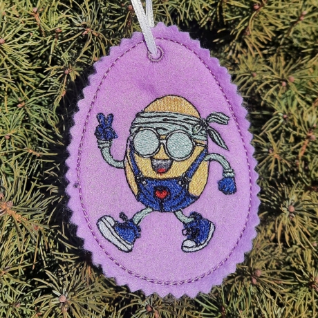 tanzendes Ei - 07 | Anhänger | 6.25 x 8.47 cm | VS | ITH