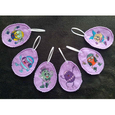 tanzendes Ei - 01 | Anhänger | 6.25 x 8.47 cm | VS | ITH