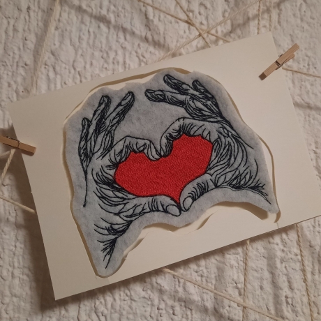 Eine Geste von Herzen | 9.47 x 8.58 cm