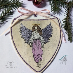 ITH - Engel-(Advents) Kalender – junge Frau – 10.83 x 12.73 cm