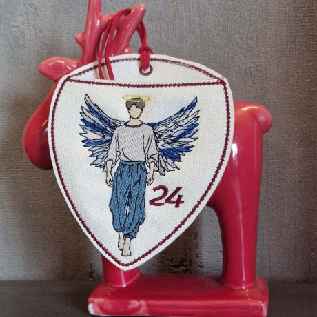 ITH - Engel-(Advents) Kalender – junger Mann – 10.83 x 12.73 cm