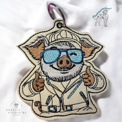 ITH | Glücksschwein Kurt 1 Anhänger | 8.93 x 9.46 cm | TS