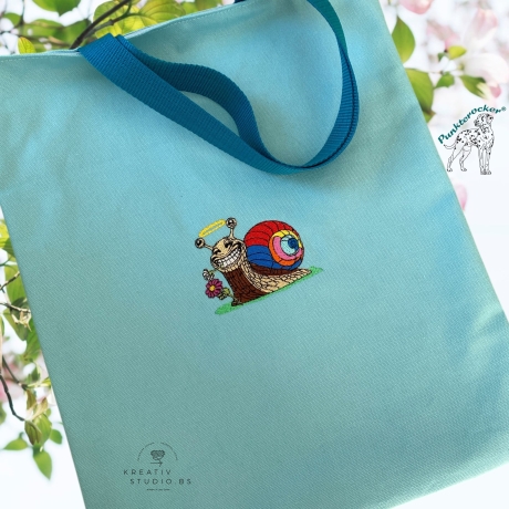 Schnecke beim Naschen | 12.49 x 9.51 cm | VS