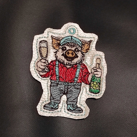 ITH VS-Anhänger - Sekt-Schorsch - Größe 6.12 x 7.85 cm