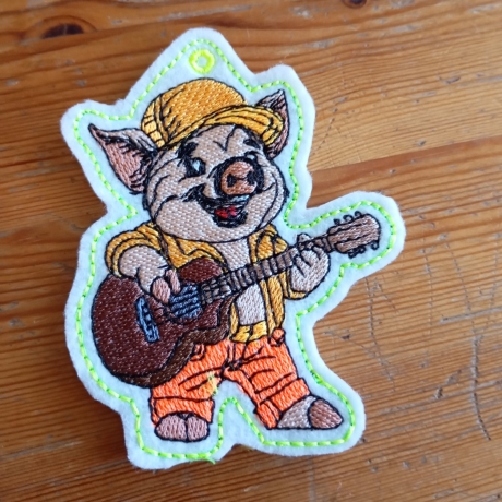 ITH VS-Anhänger - Gitarren-Günni - Größe 6.97 x 8.85 cm