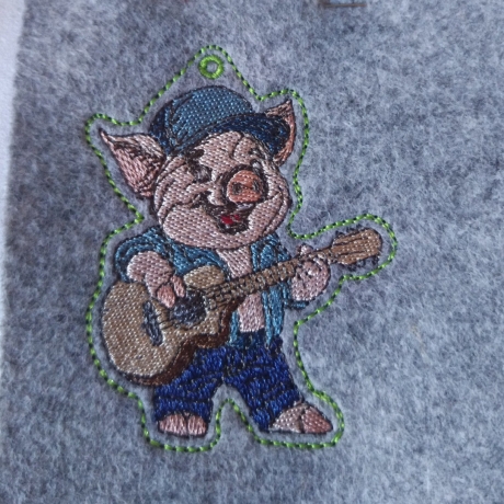 ITH VS-Anhänger - Gitarren-Günni - Größe 6.97 x 8.85 cm