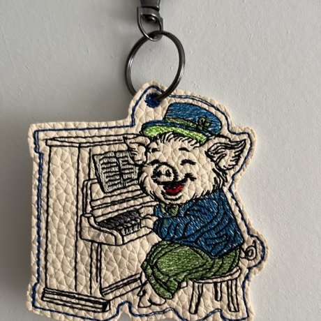 ITH TS-Anhänger - Piano-Paul - Größe 7.74 x 7.86 cm