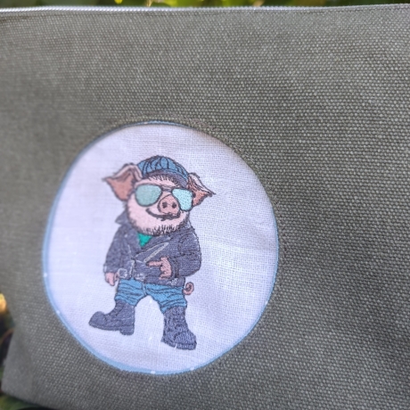 ITH VS-Anhänger - Rocker Kurt - Größe 6.04 x 9.32 cm