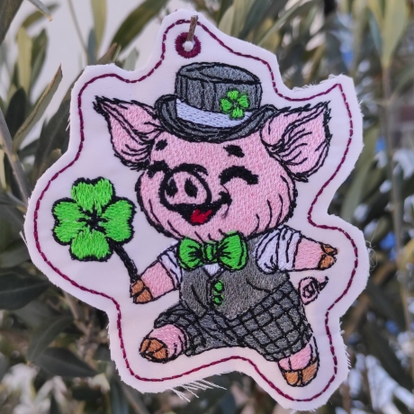 ITH | Glücksschwein Timmy Anhänger | 8.35 x 9.34 cm | VS