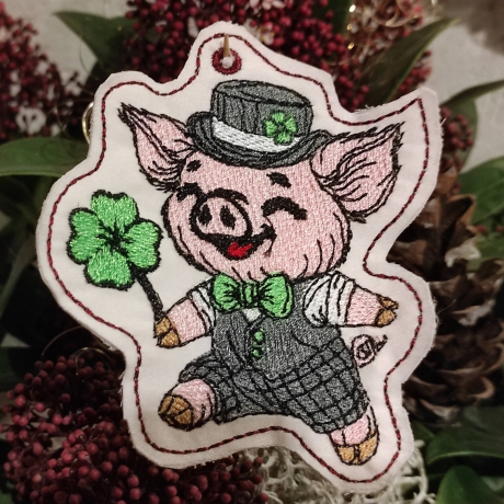 ITH | Glücksschwein Timmy Anhänger | 8.35 x 9.34 cm | VS