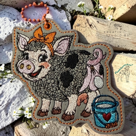 eierlegende Wollmilchsau Wally | 8.60 x 9.18 cm | ITH | VS