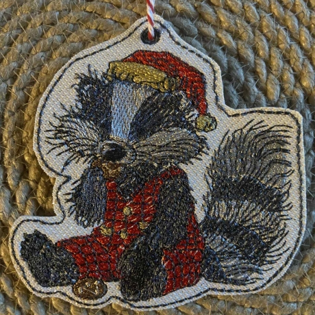  ITH |VS Anhänger| Weihnachts-Crew - Keks Dachs | 8.48 x 8.52 cm