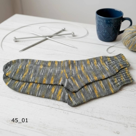 Kaschmir Wollsocken Größe 45 – Handgestrickte Stricksocken