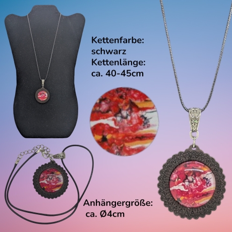 Kette mit Holzanhänger Blumenform