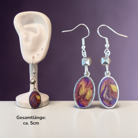 Ohrringe mit Perle und Resinanhänger