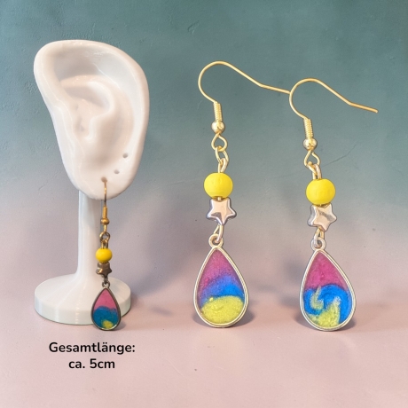 Ohrringe mit Perle und Resinanhänger