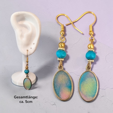 Ohrringe mit Perle und Resinanhänger