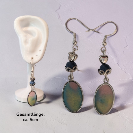 Ohrringe mit Perle und Resinanhänger
