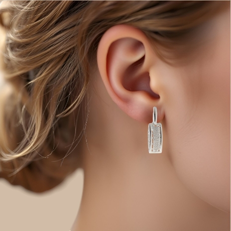 Versilberte Ohrringe Für Damen Mit Modernem Look