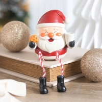 Weihnachtsmann Regal Aufsteller mit baumelnden Beinen - Xmas Deko
