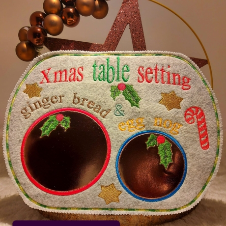 Xmas table setting mug rug ith Stickdatei Set drei Größen