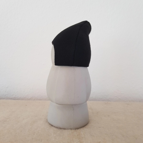 handmade Zwerg / Gartenzwerg Figur Beton / FilzMütze schwarz 28cm